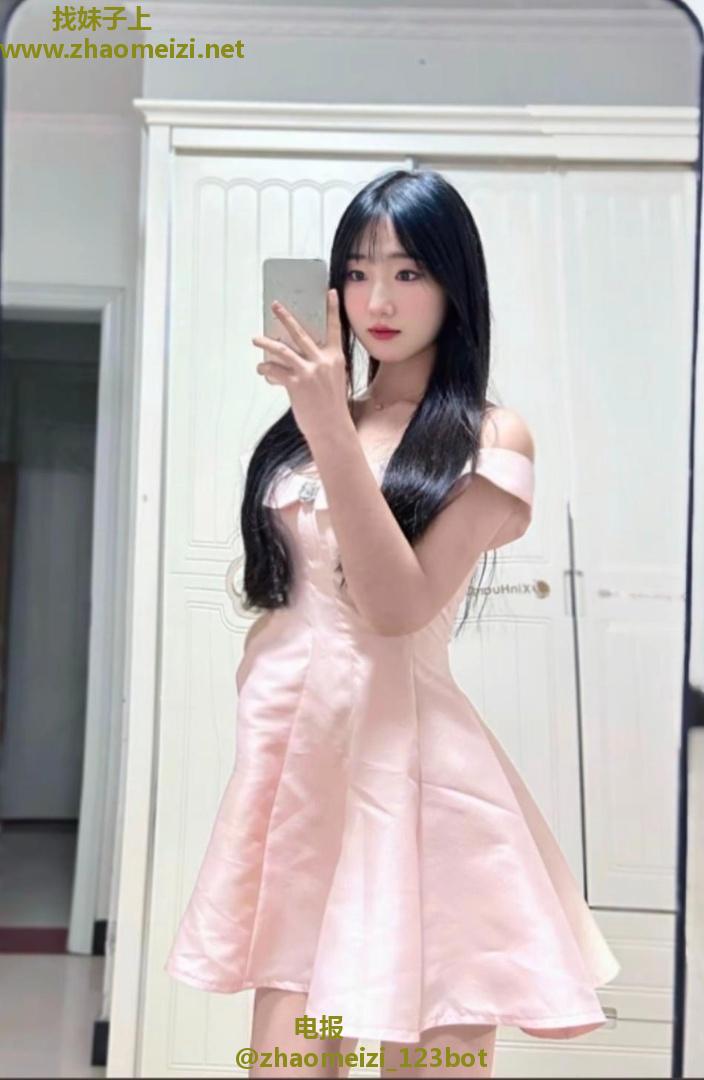 漂亮热情的小姐姐