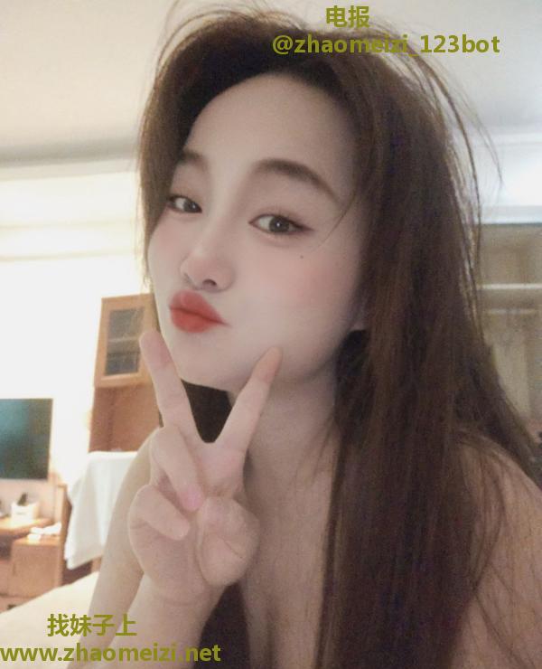 白云大胸可可