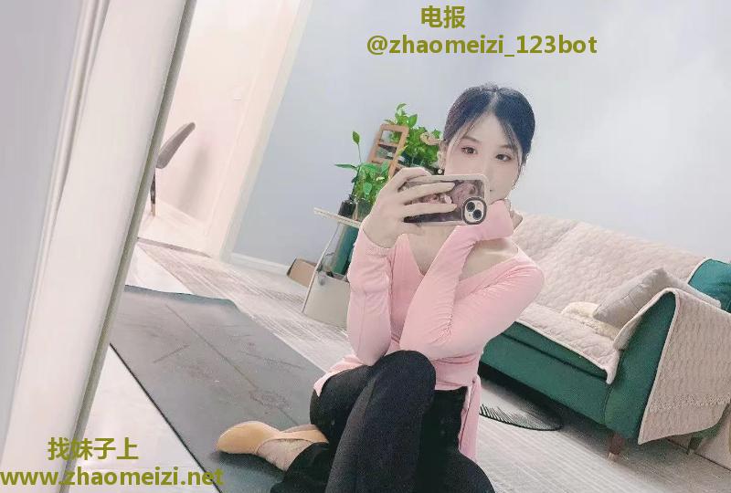 瑜伽少妇
