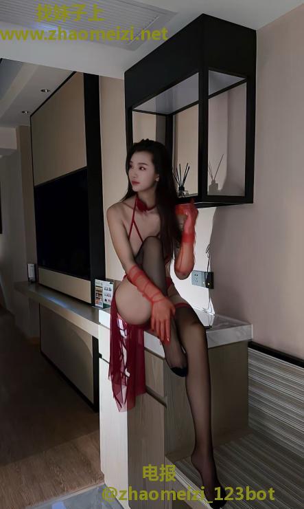 高挑女友铭铭