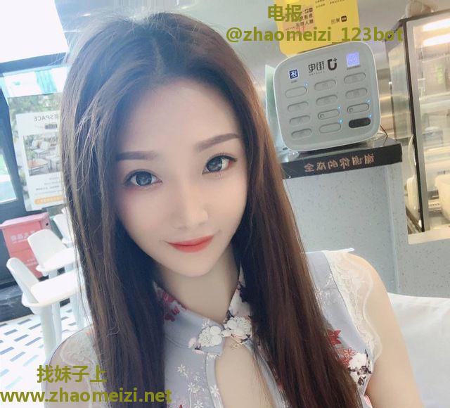 厦门高颜长腿美女老师