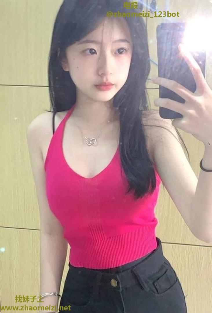 水嫩反差邻家女大