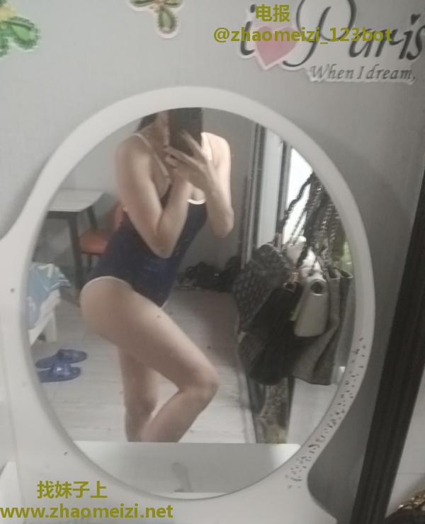 性价比白虎少妇
