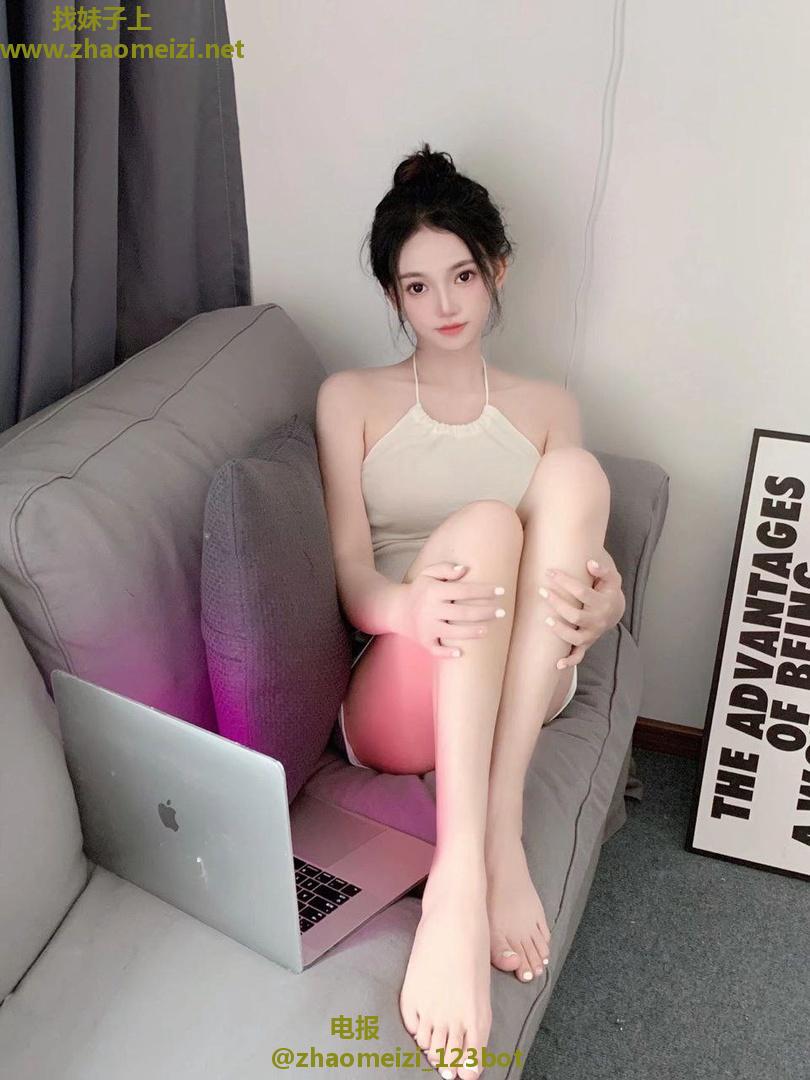 秦淮长腿白皙长腿嫩妹