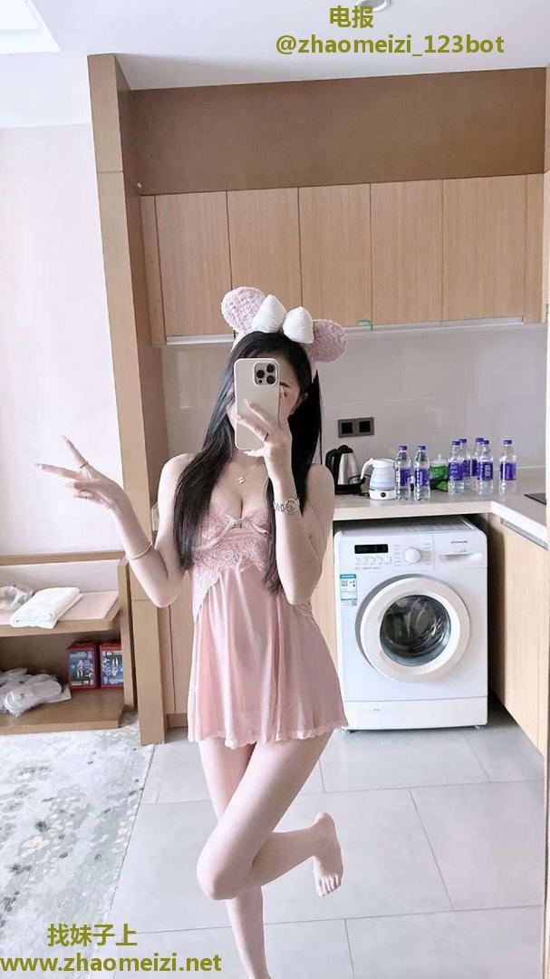 双流大白胸长腿御姐