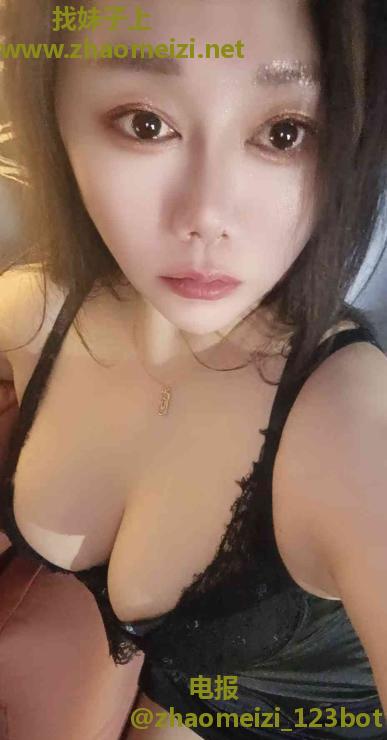 南坪伊依