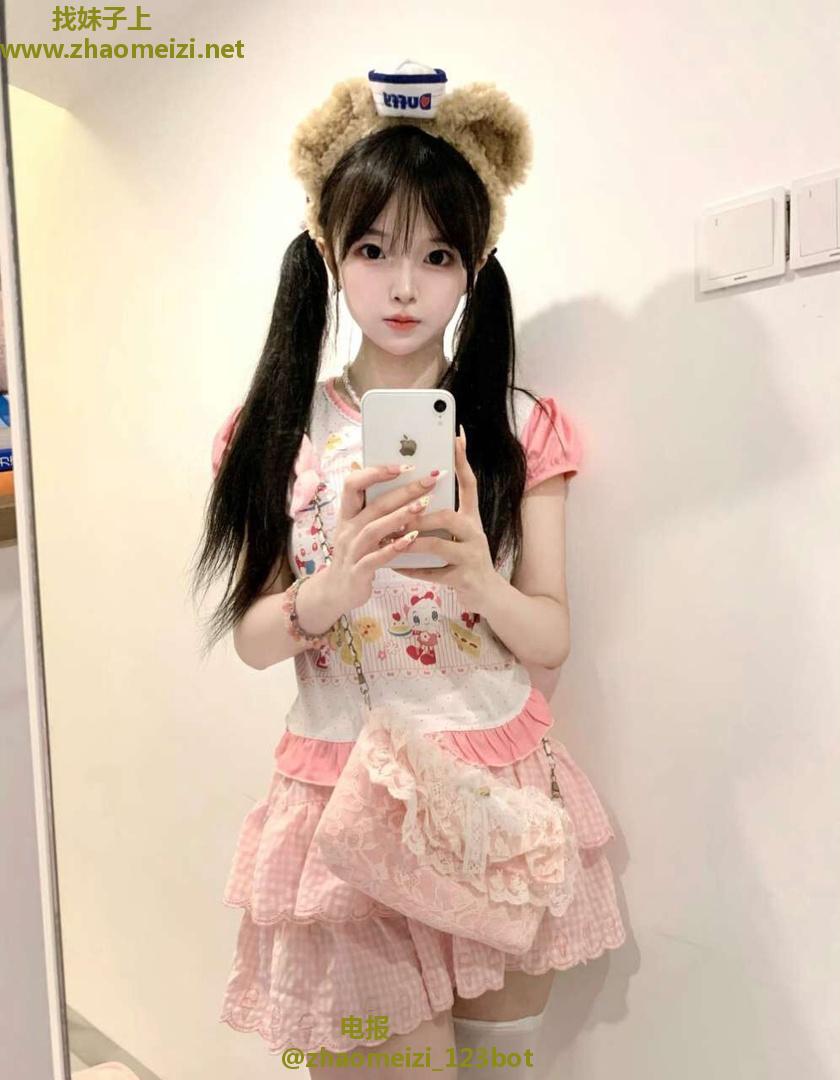 外表很欲清纯反差妹妹