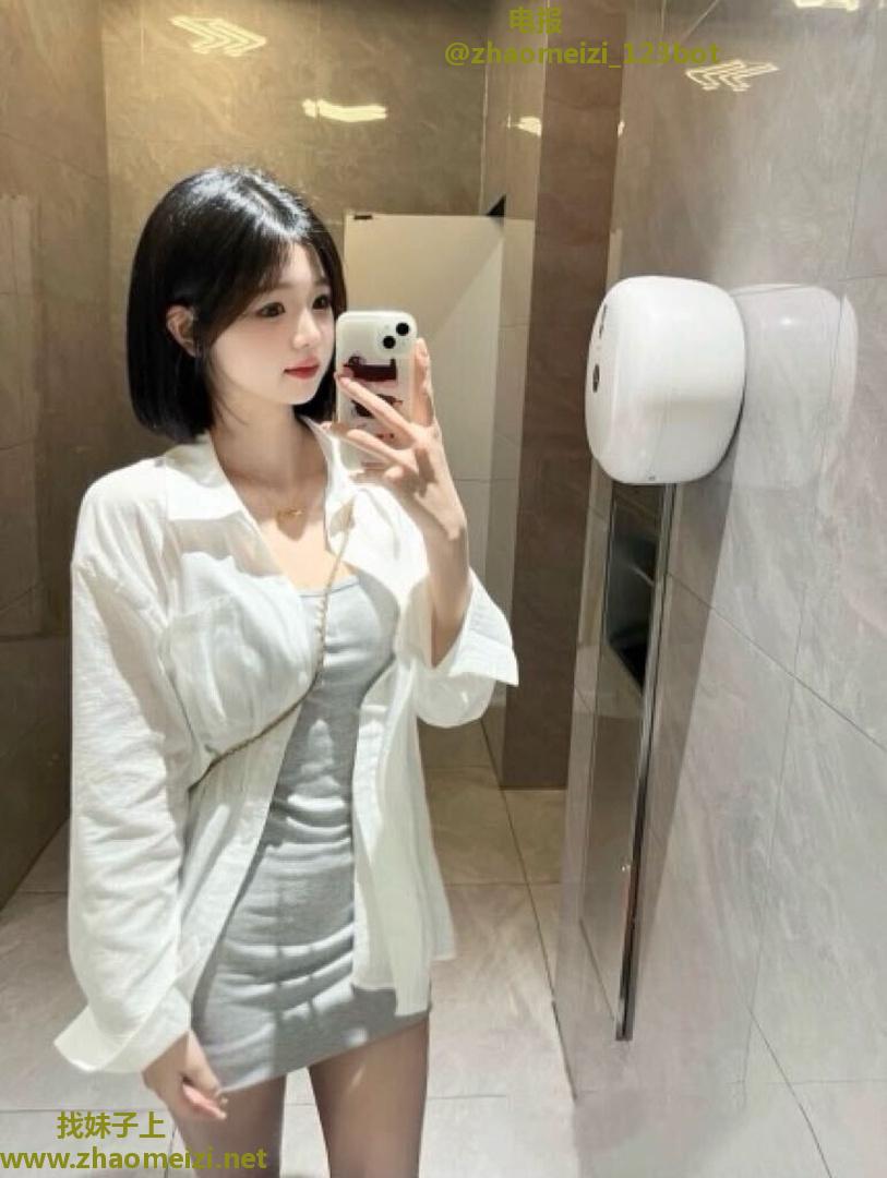 西湖超可爱反差妹妹