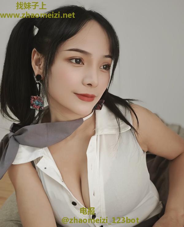 D罩小姐姐女仆诱惑