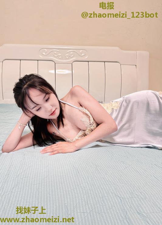 六合龙池静静