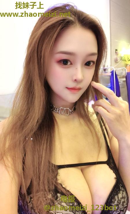民治性感大奶老师