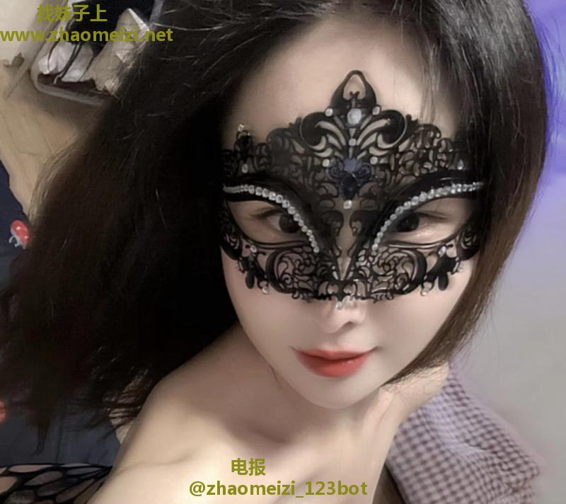仙鹤街性感少妇