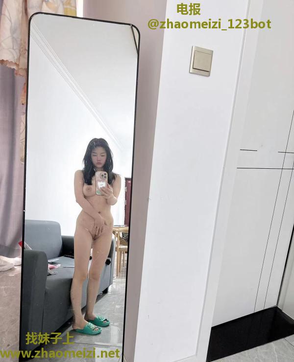 翘臀甜甜