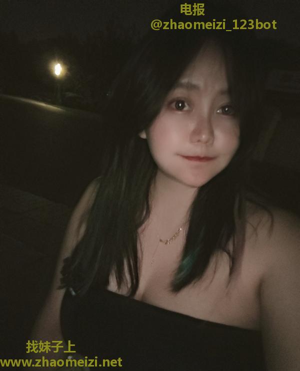 新街口E杯美女