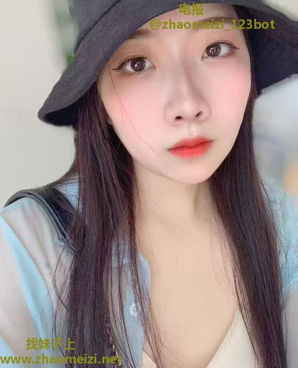 蜀山气质嫩妹青青