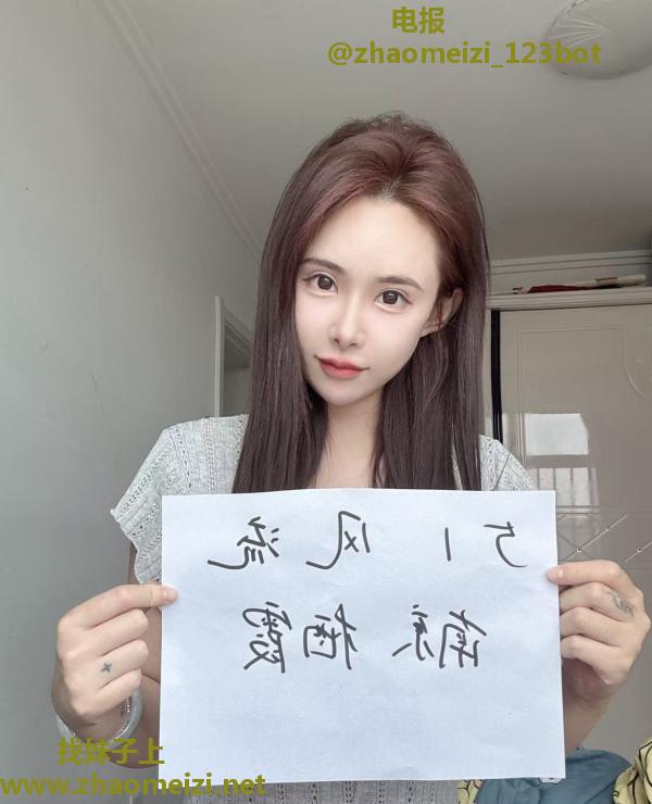 长发飘飘小MM