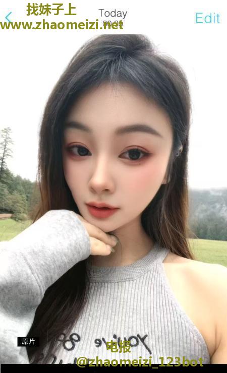 中项女神小姐姐