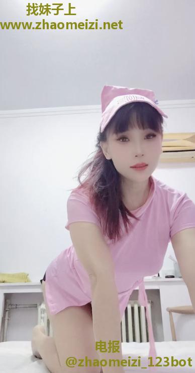 制服少妇