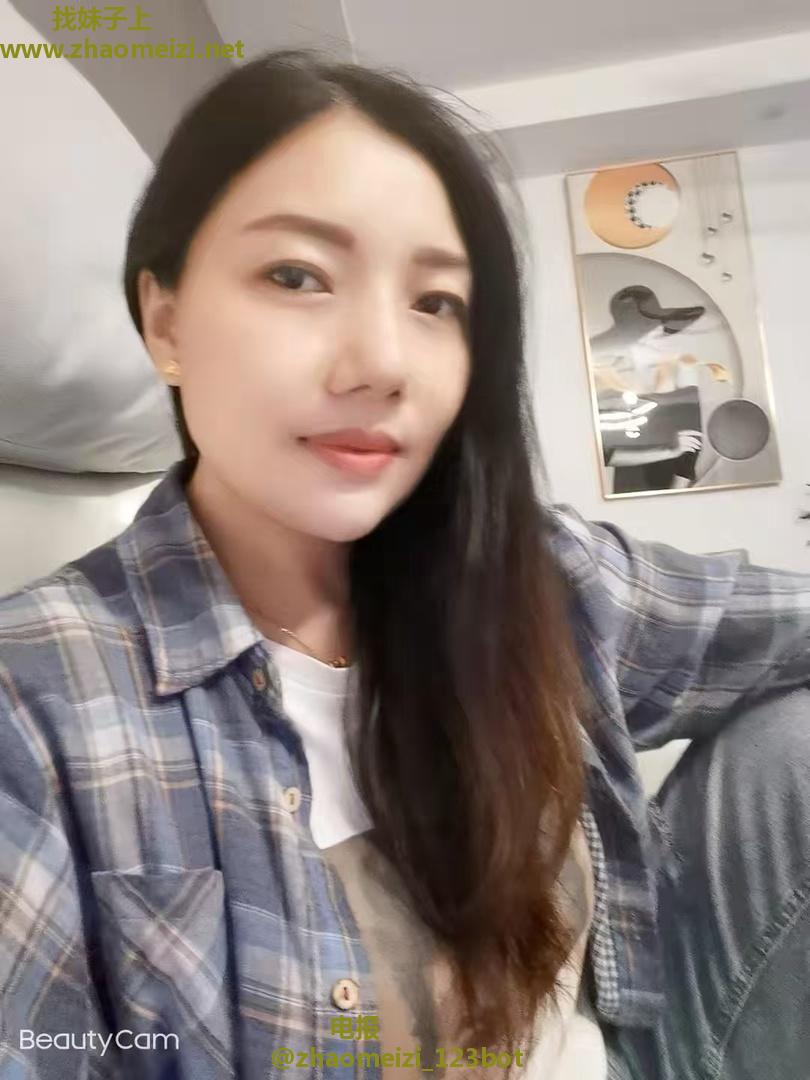 温柔体贴兼职小妹