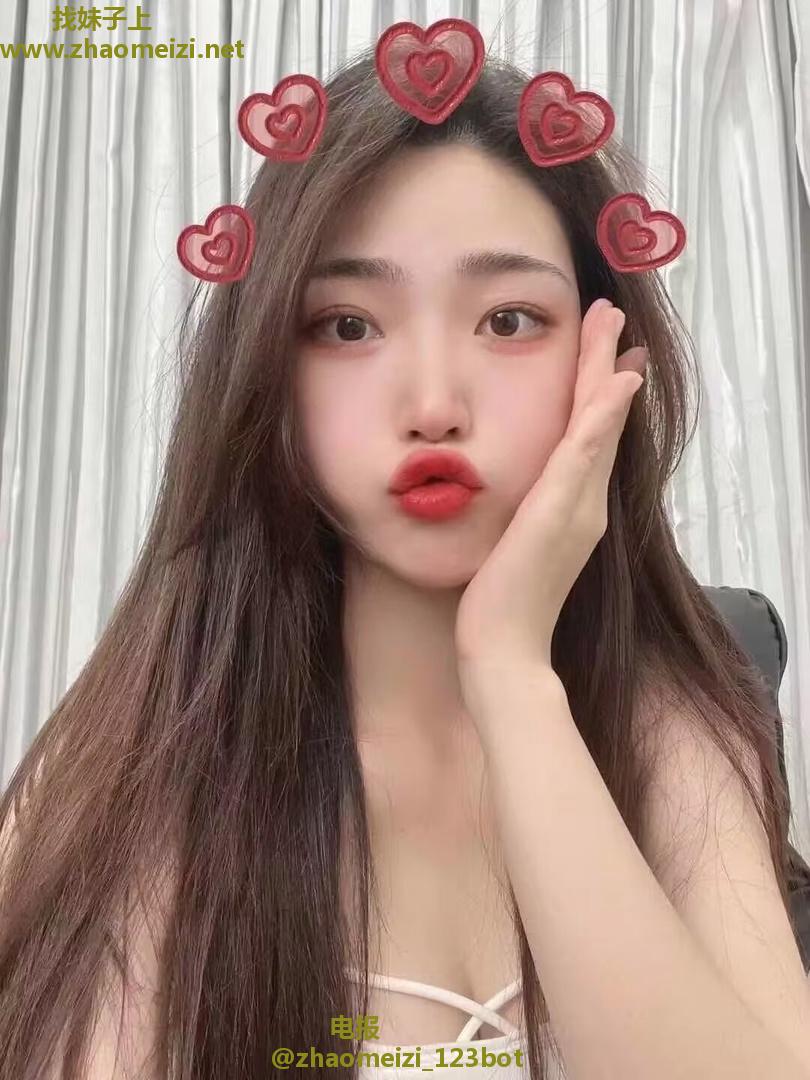 温柔的西梅小姐姐