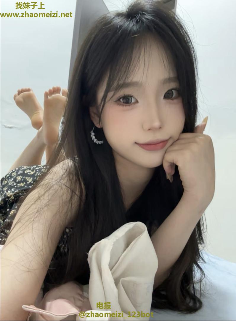 性感纯欲美女小悦
