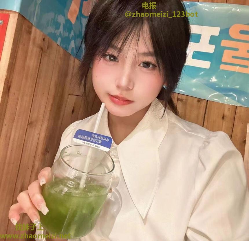 年轻听话纯情女高