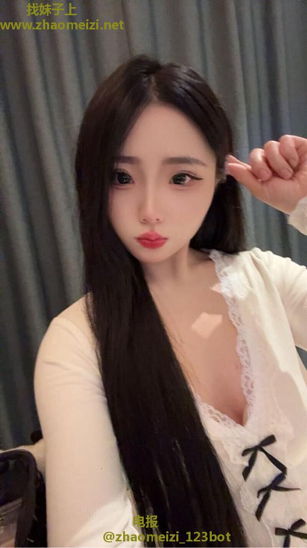 下面粉嫩多水妹妹