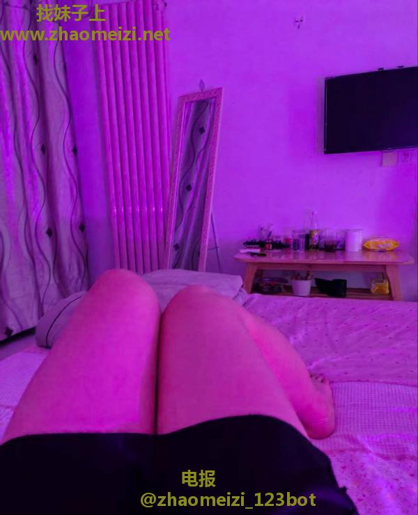 大胸性价比泻火少妇