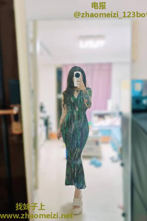 纹身大美妞