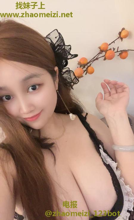 童颜巨乳御姐允儿