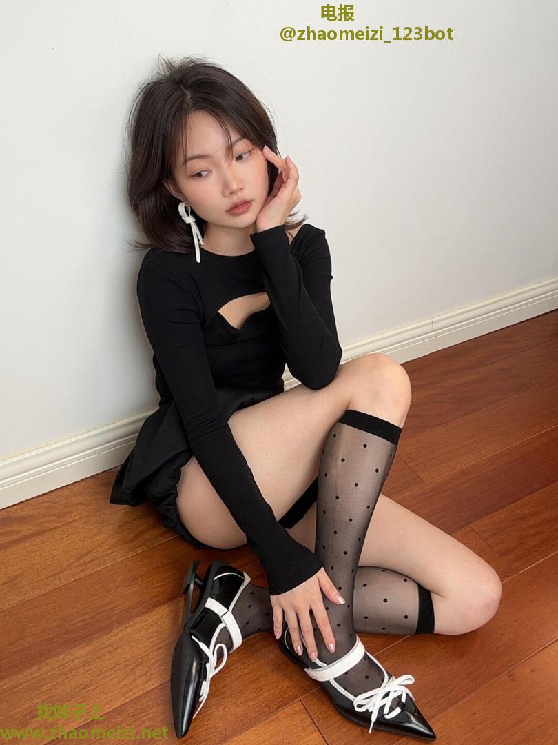 成都性感纯欲辣妹