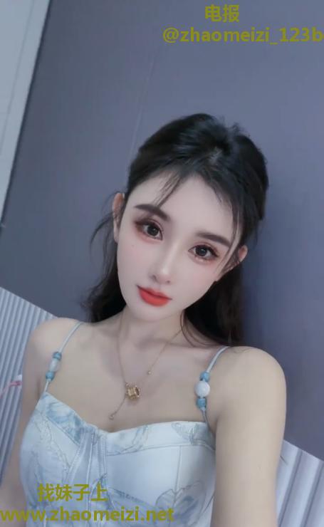 瘦高老师苏小小