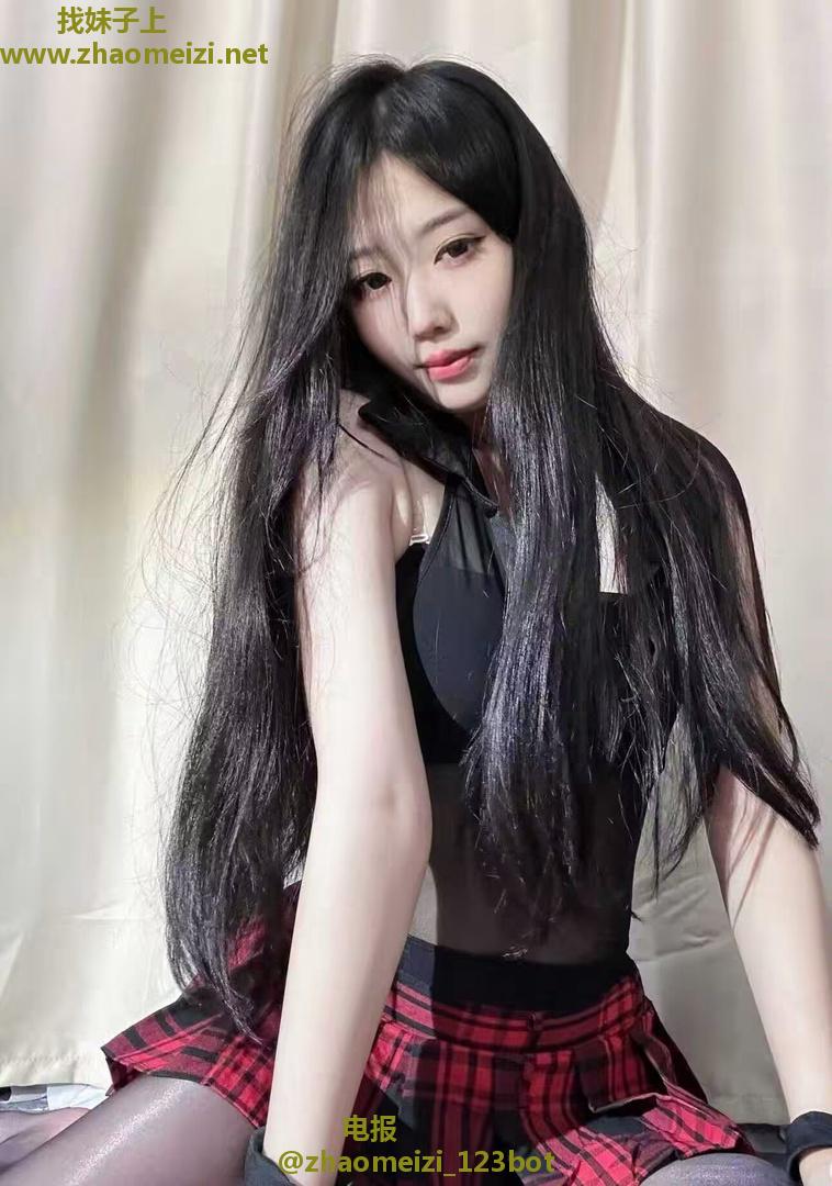佛山小靓妹彤彤肤白粉嫩