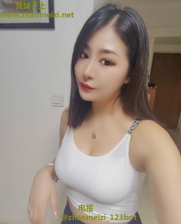 巨乳大屁股少妇