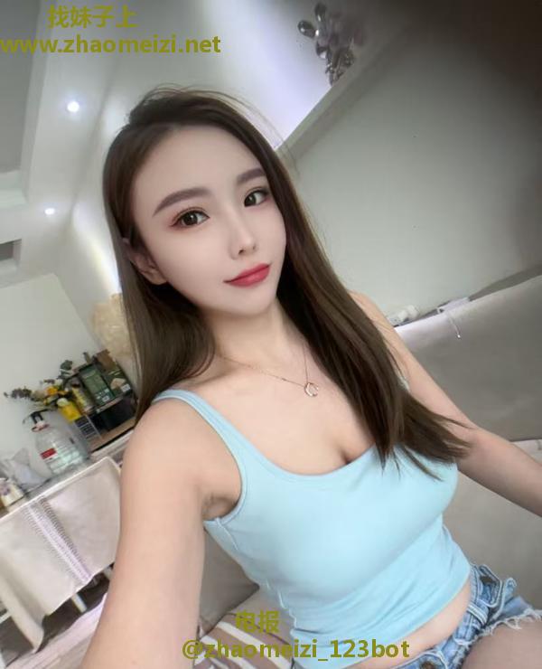 性感女友Tina