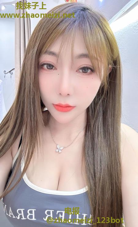 洪山大胸韩MM