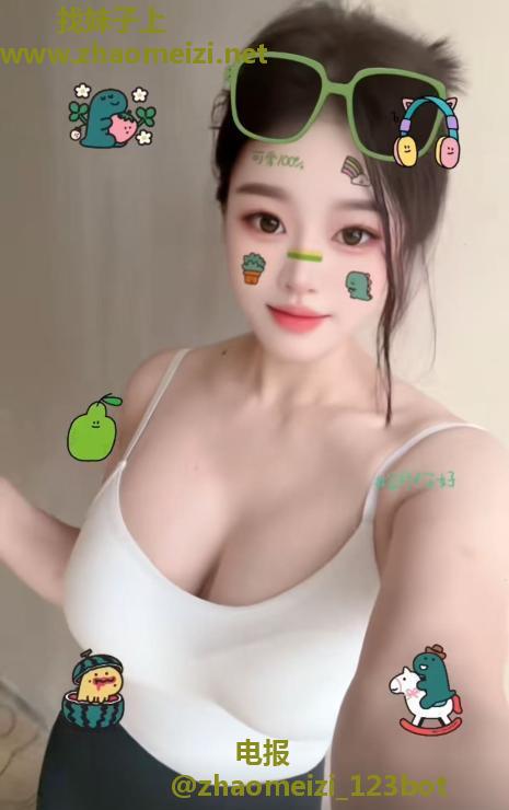 巨乳F杯小宝