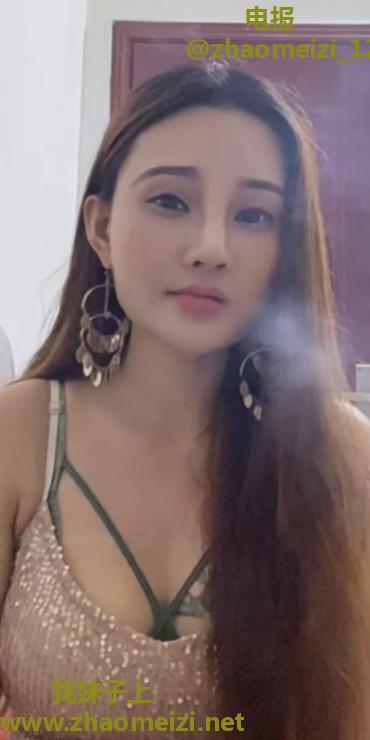本地小骚货
