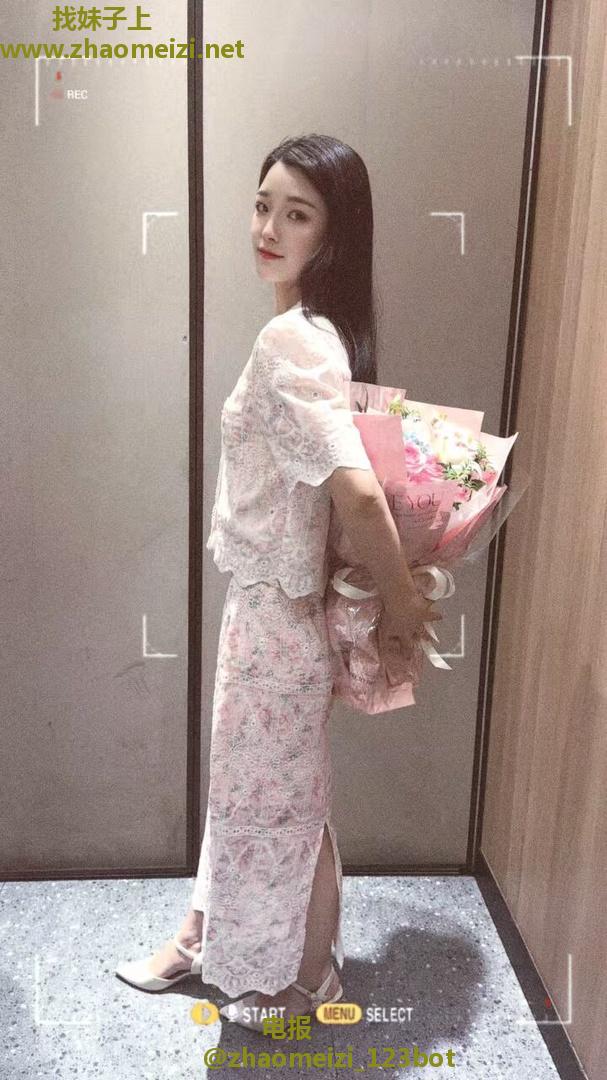 秦淮反差御姐茉莉
