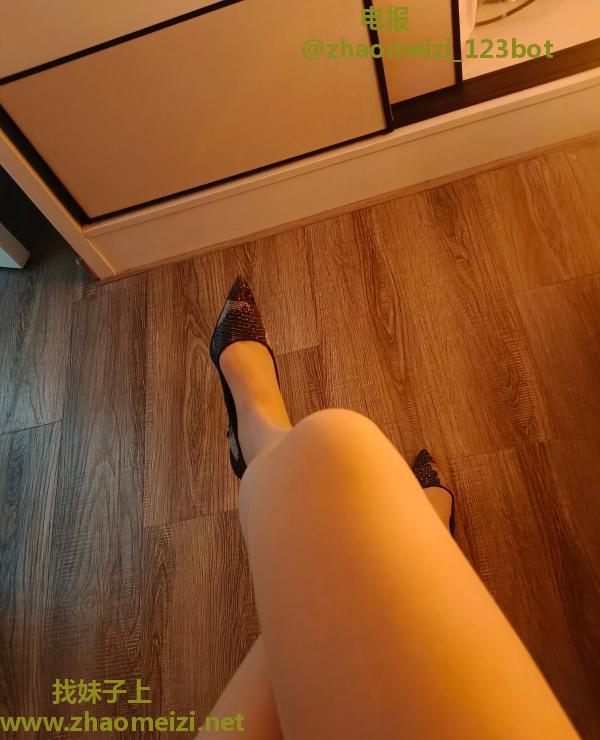 南京雨花大胸少妇