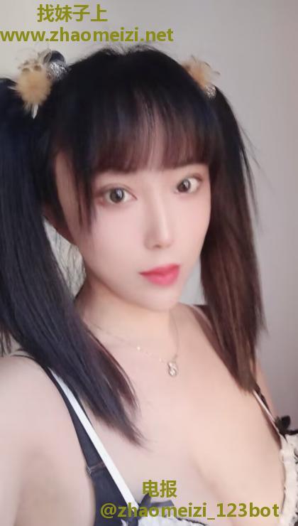 可三通服务型熟女