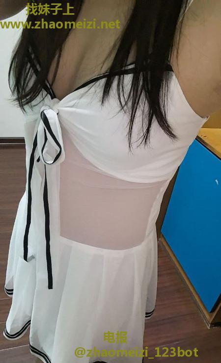 雨花大胸骚妇