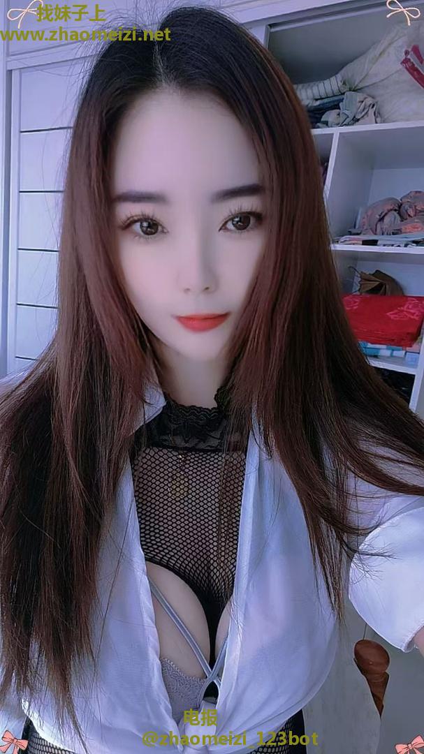 丰满紧致少妇