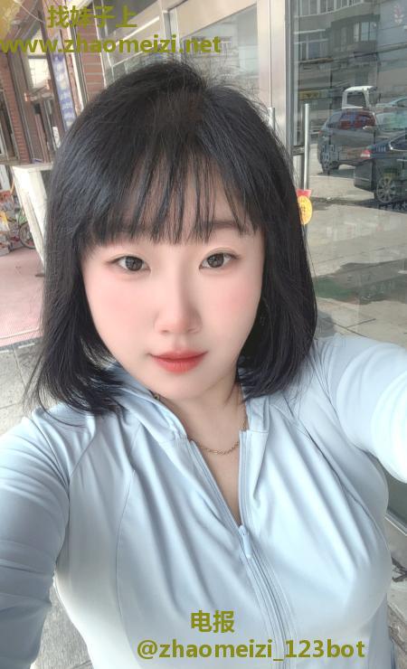 大屁股蝴蝶B少妇