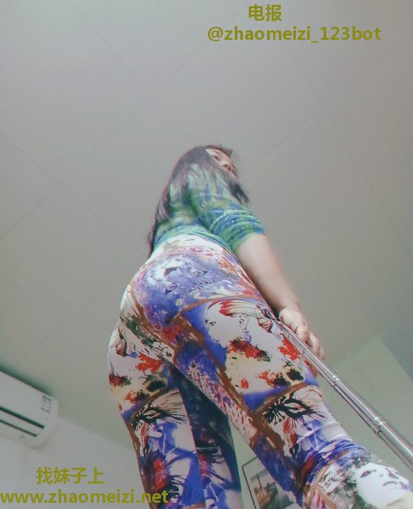 瑜伽老师宝儿