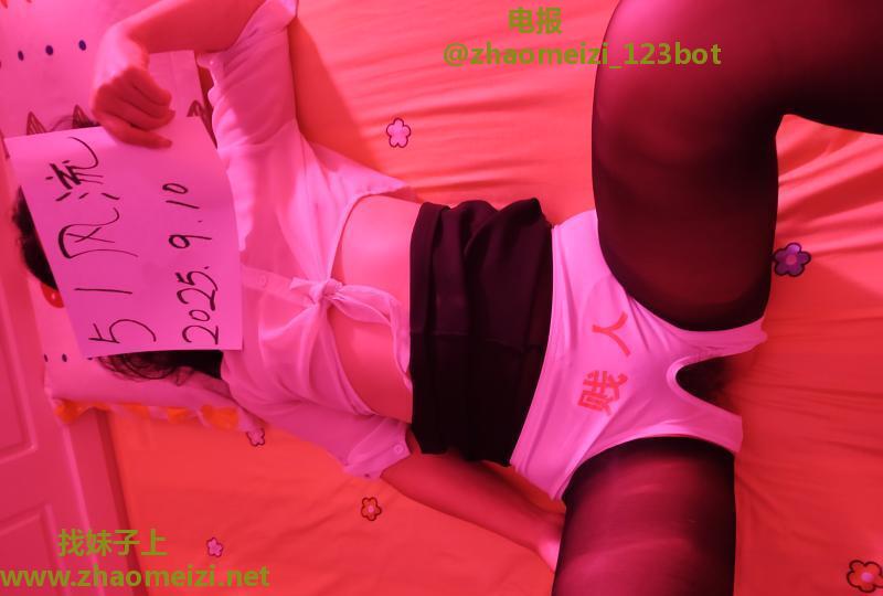 服务系骚母狗