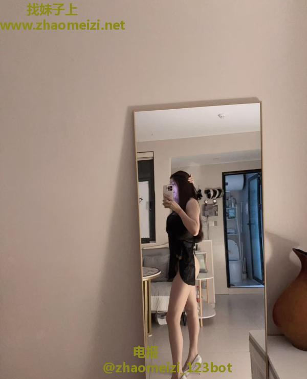 滨江制服骚女