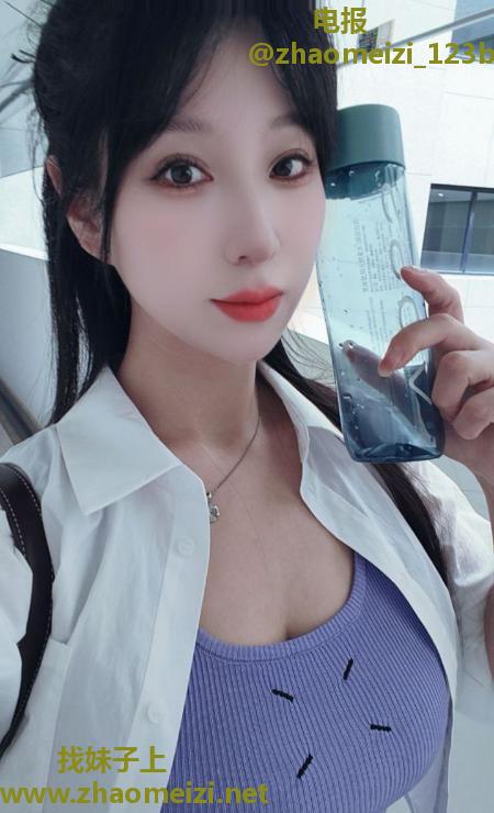 巨乳蜂腰姐姐