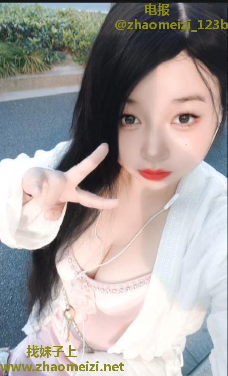 丰满肥臀大胸bbw