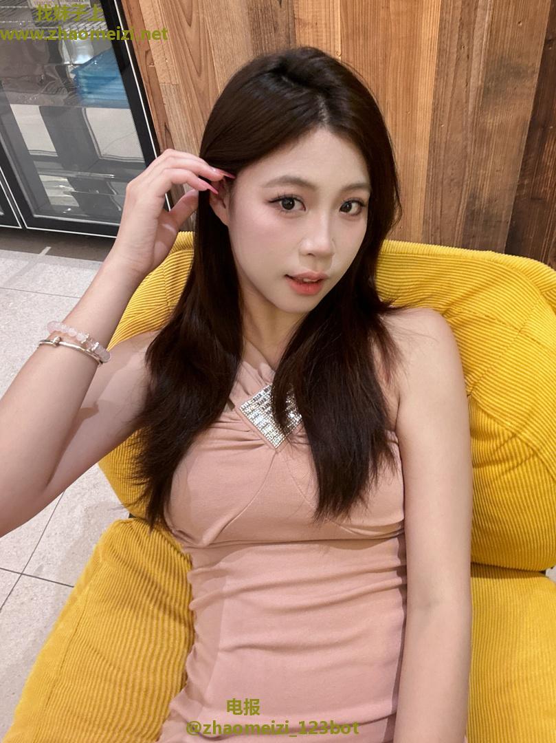 微胖少妇 降火天花板